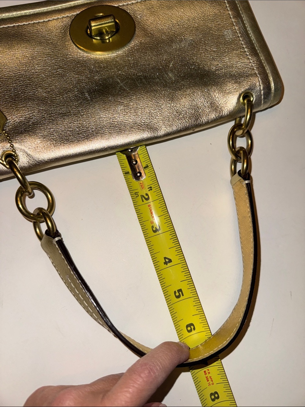 Coach Metallic Gold Leather Turnlock Wristlet Clutch EUC - Picture 4 of 9